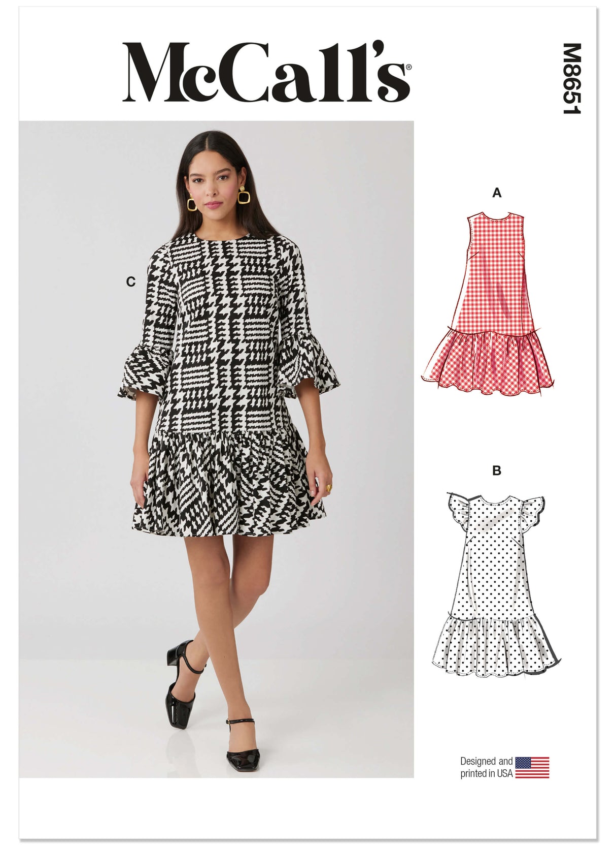 Patron McCall's n°8651 – Mini-robe à taille basse