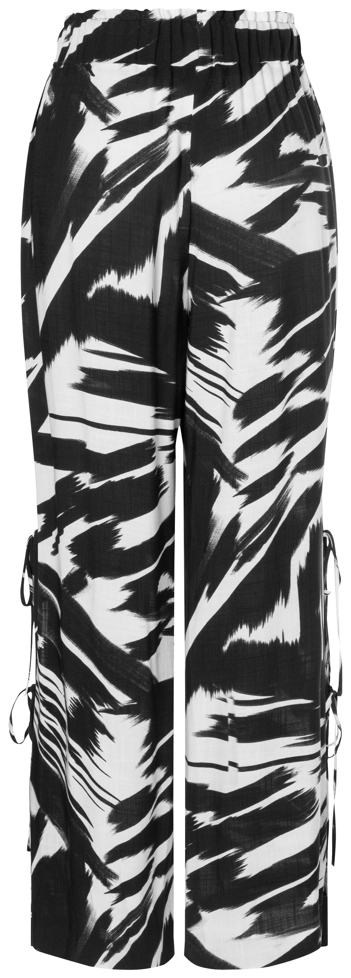Patron Burda n°5743 – Pantalon fendu et cargo stylé