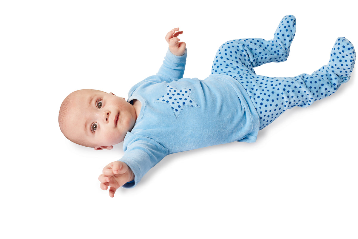 Patron Burda n°9423 – Ensemble bébé