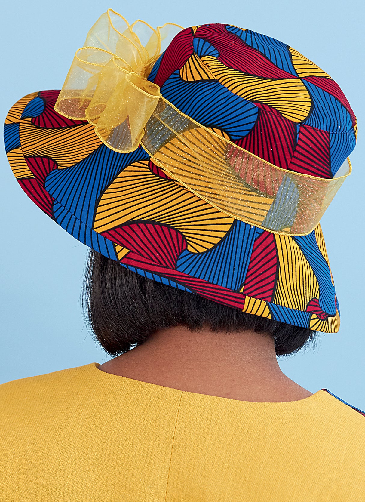 Patron Butterick n°6741 - Chapeaux féminins ornés de rubans, fleurs et nœuds