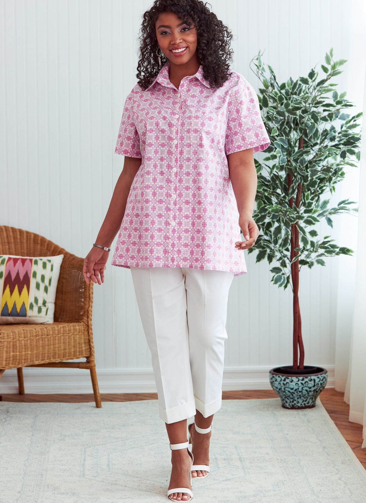 Patron Butterick n°6841 - Chemise unisexe ajustée avec col pointu