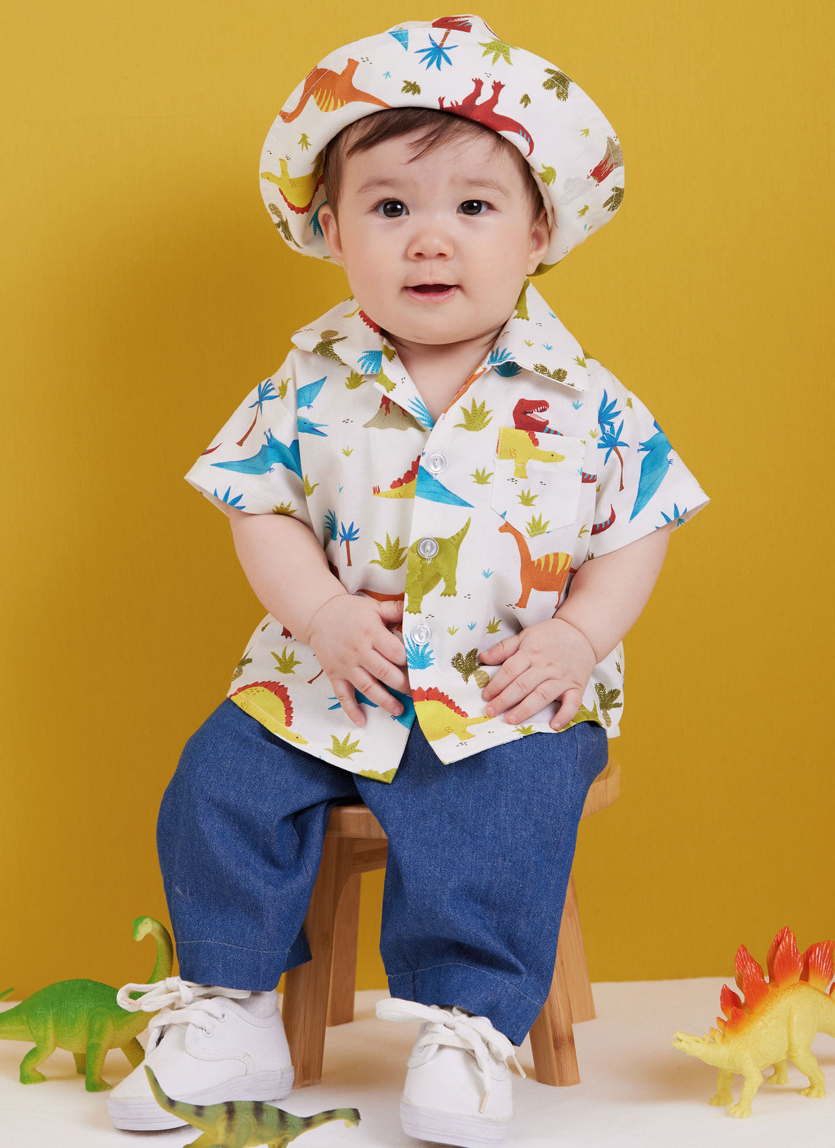 Patron Butterick n°6949 - Ensemble pour bébés : chemises, t-shirt, pantalons et chapeau