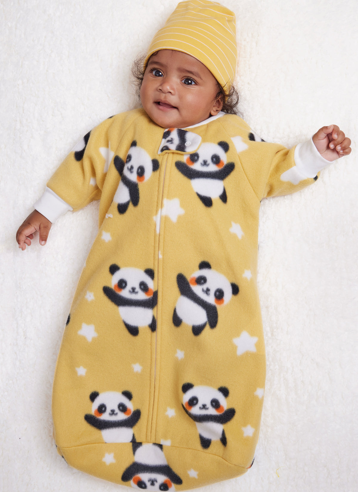 Patron Butterick n°6968 - Ensemble de layette pour nouveau-né