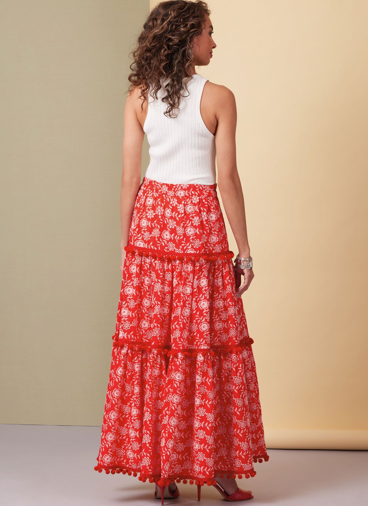 Patron Butterick n°6999 - Jupe ample à volants avec ceinture élastique