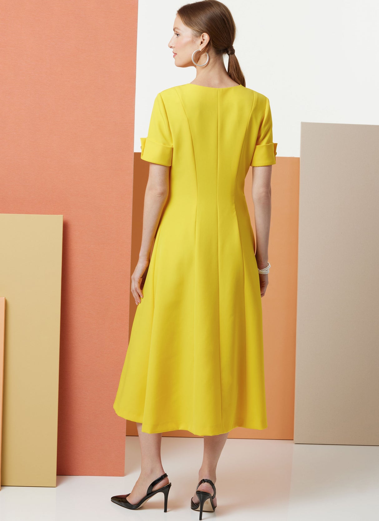Patron Butterick n°7005 – Robe à découpes princesse