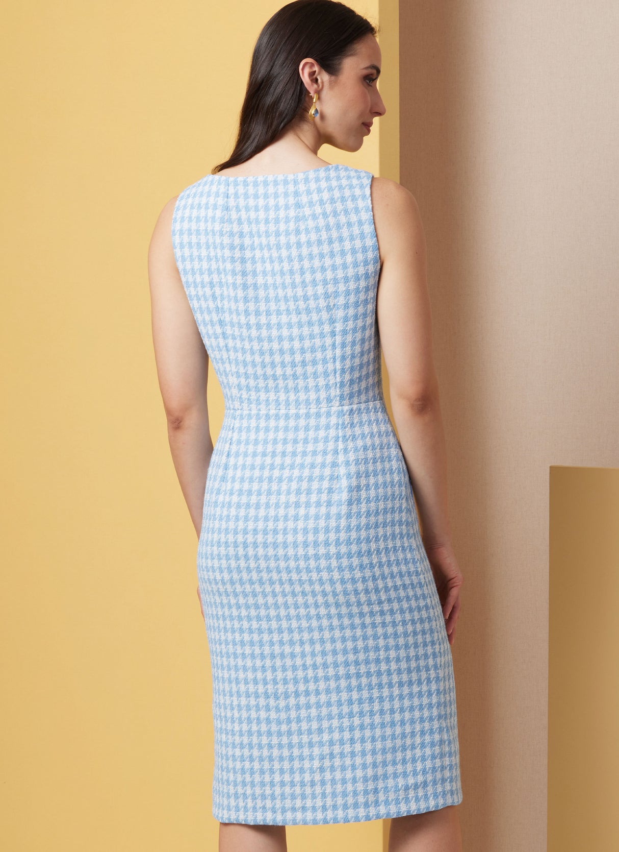 Patron Butterick n°7022 – Robe droite sans manches & poches
