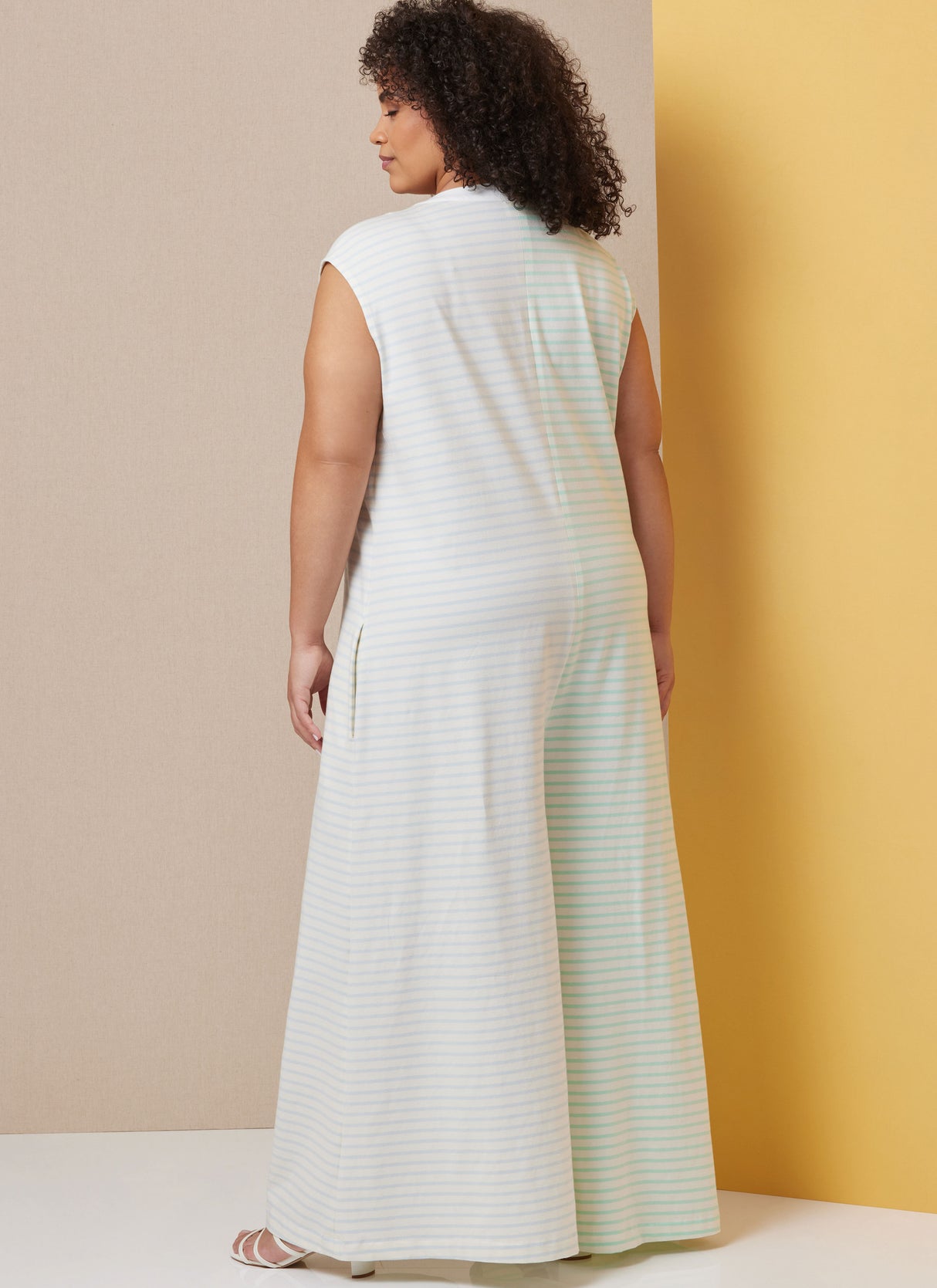 Patron Butterick n°7029 – Combinaison lounge à boutons