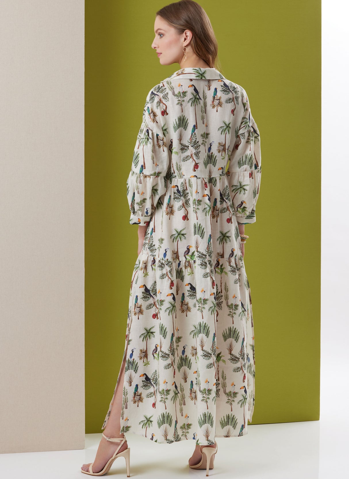 Patron Butterick n°7039 – Robe longue à volants