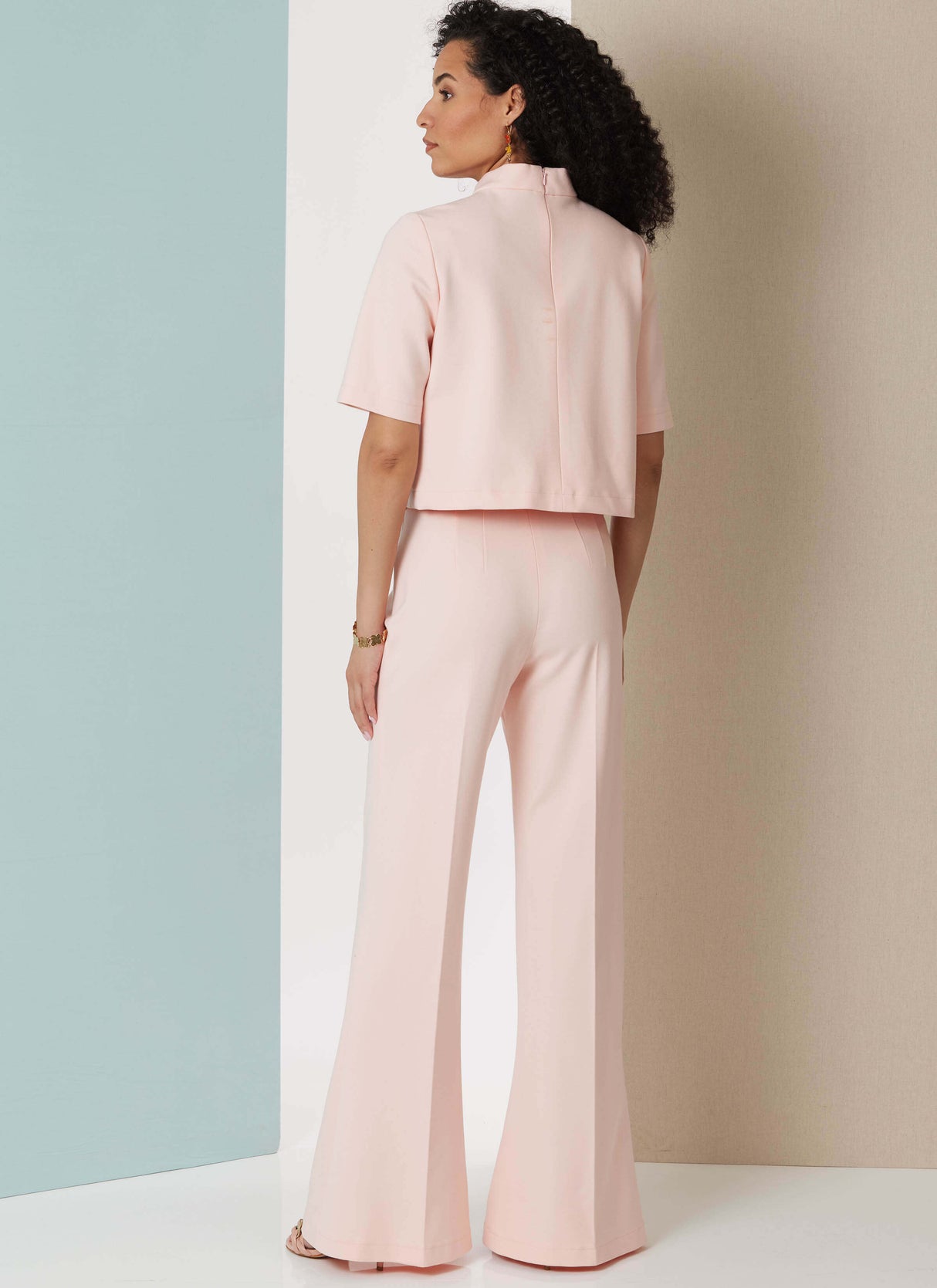 Patron Butterick n°7082 – Hauts, pantalon large et jupe crayon
