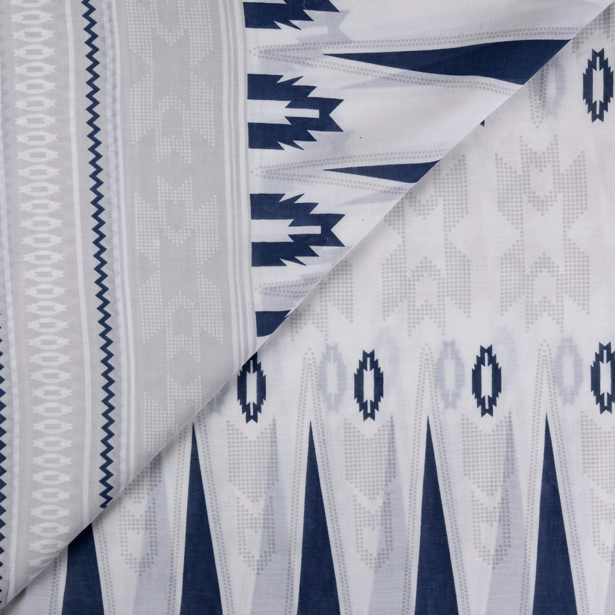 Voile 100% viscose – Rayures ethniques bleu et blanc