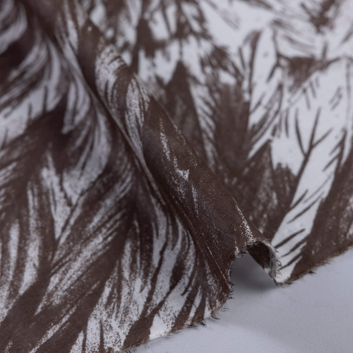 Voile 100% coton – Plumes marron