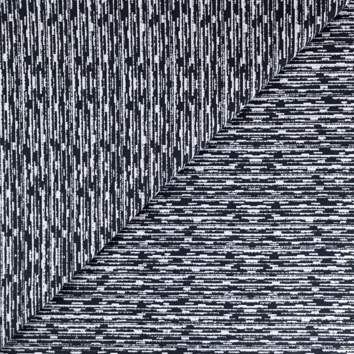 Gabardine coton & élasthanne - Effet pluie noir & blanc