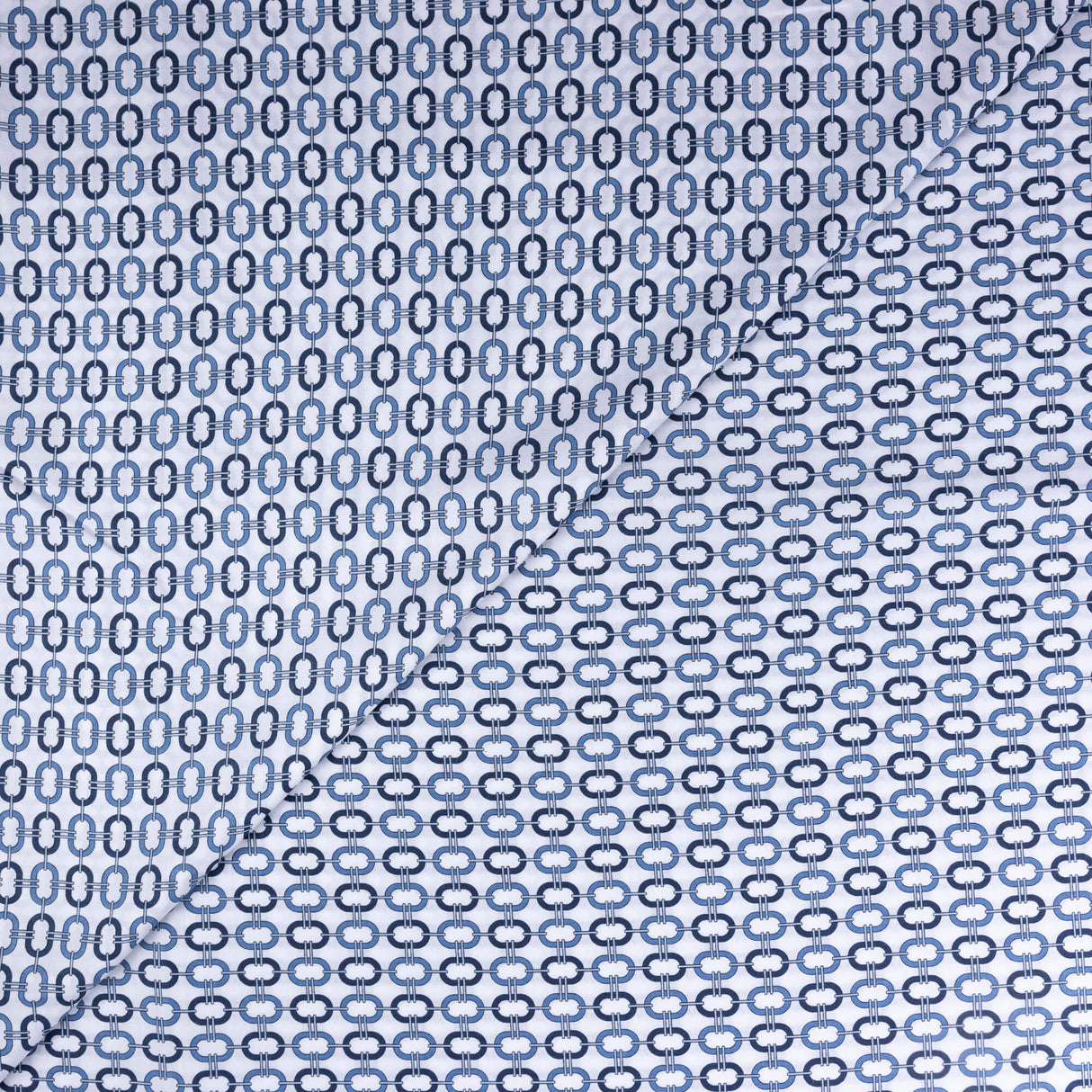 Étoffe 100% viscose – Chaînes bleu ciel et marine