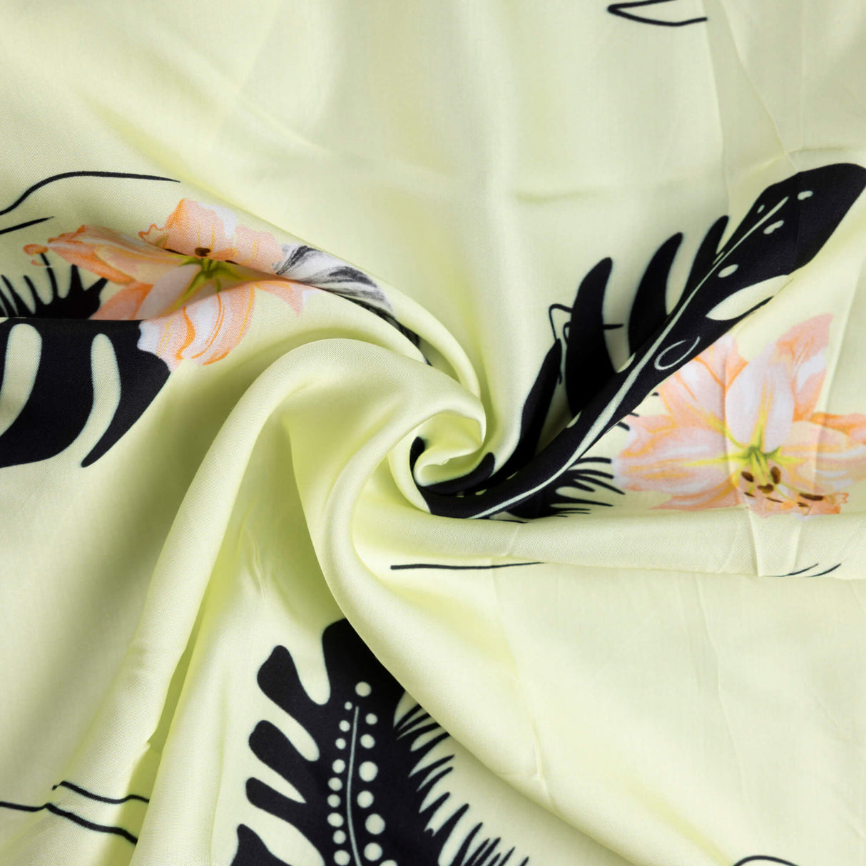 Satin 100% viscose - Feuillage tropical vert pâle