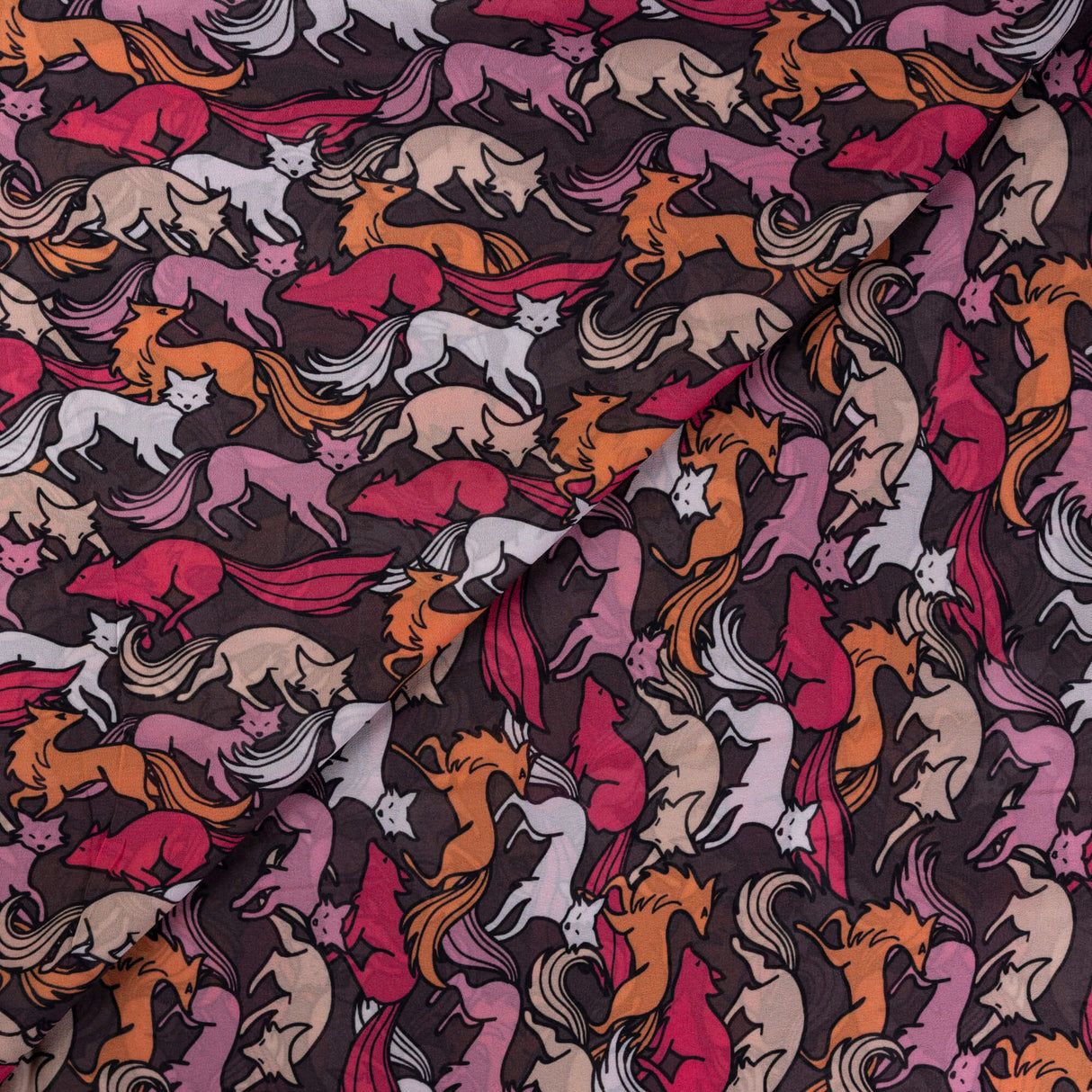 Mousseline 100% viscose - Renards multicolores fond brun