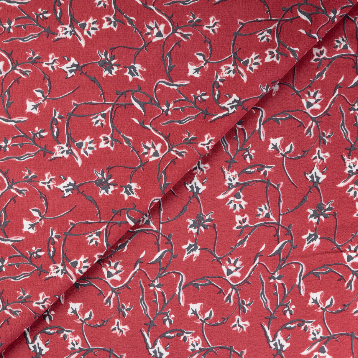 Crêpe 100% viscose - Fleurs grimpantes rouge
