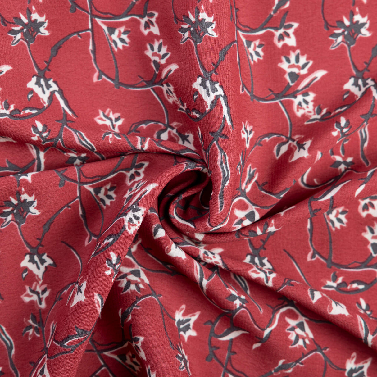 Crêpe 100% viscose - Fleurs grimpantes rouge