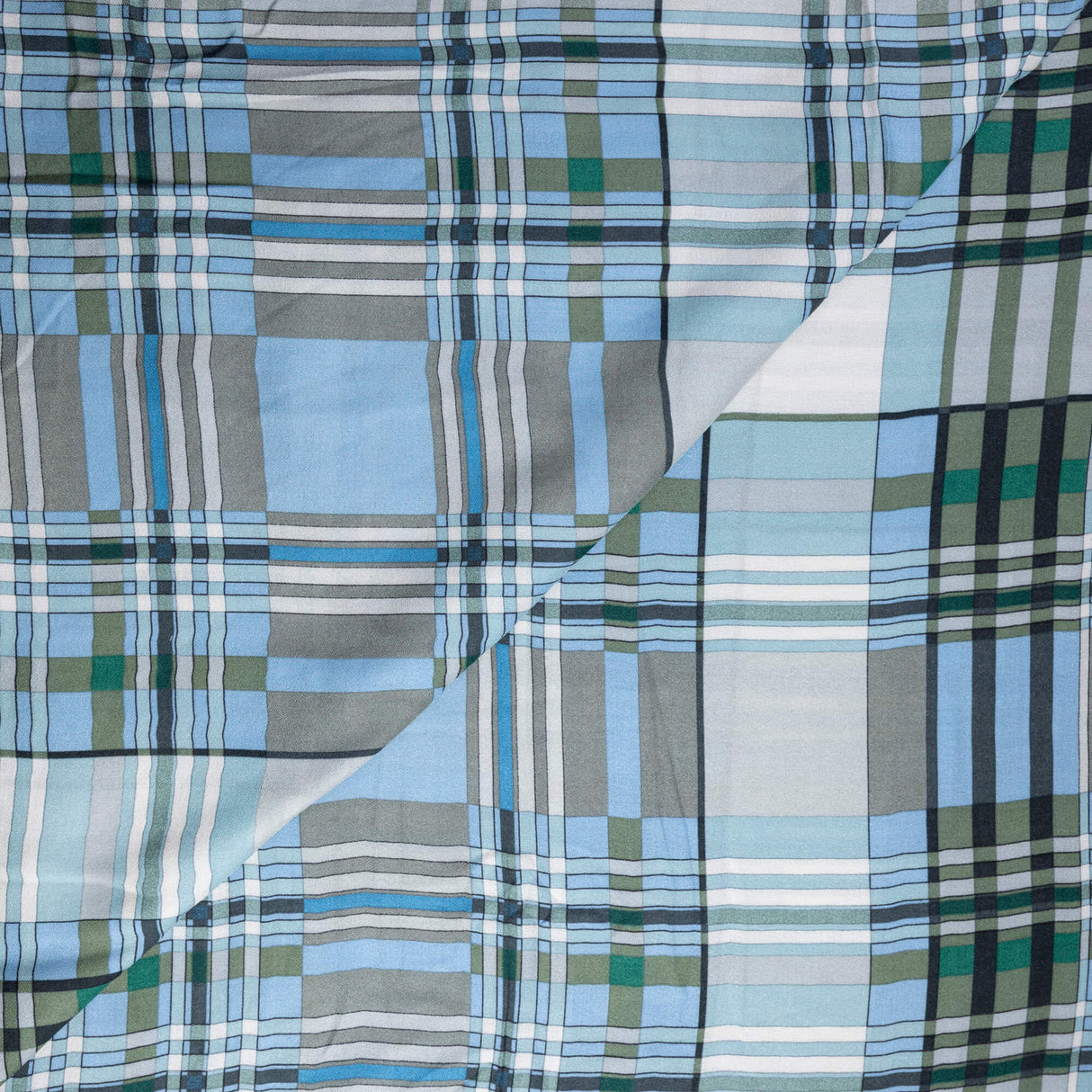 Crêpe 100% viscose - Carreaux bleu céladon