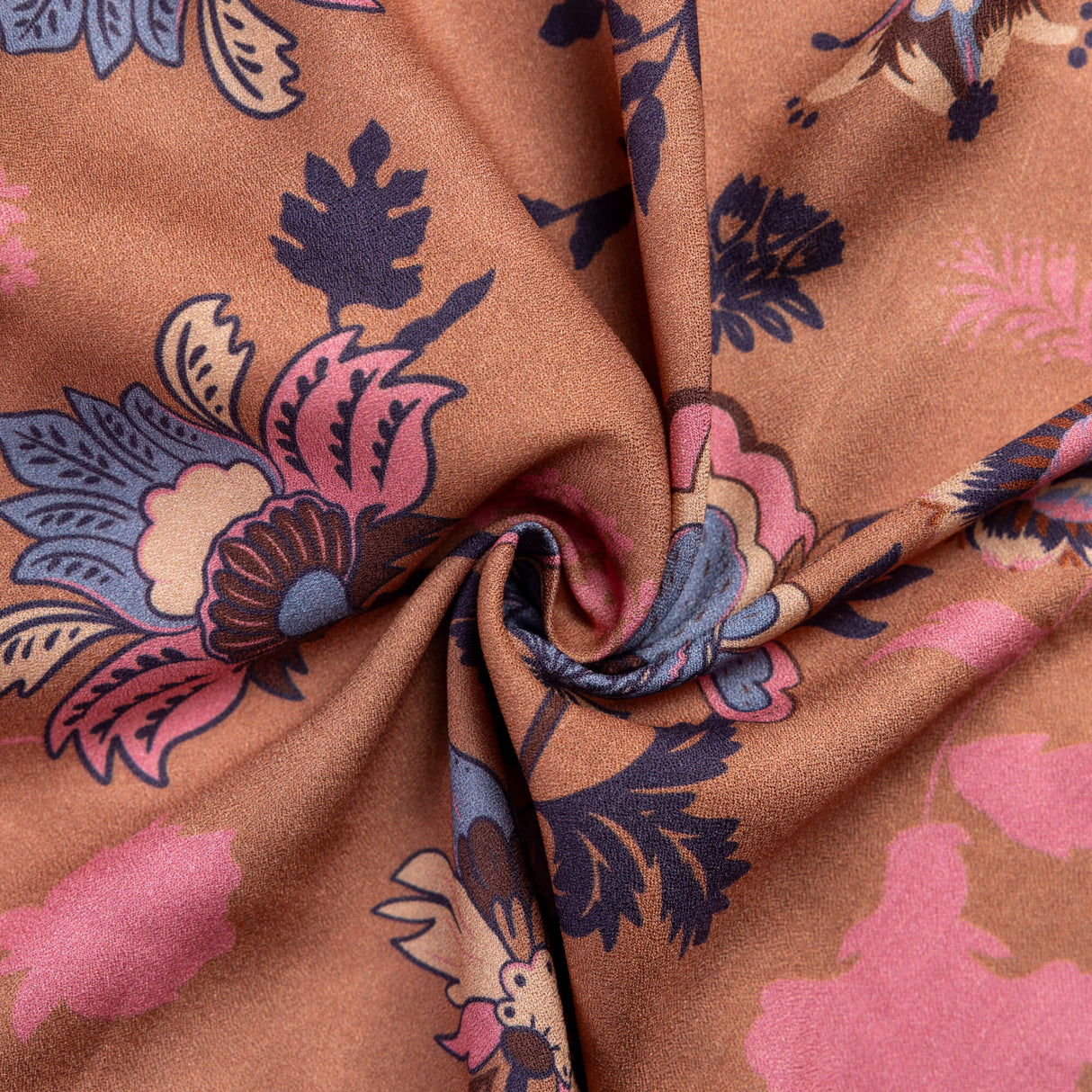 Crêpe 100% viscose - Fleurs roses fond terracotta