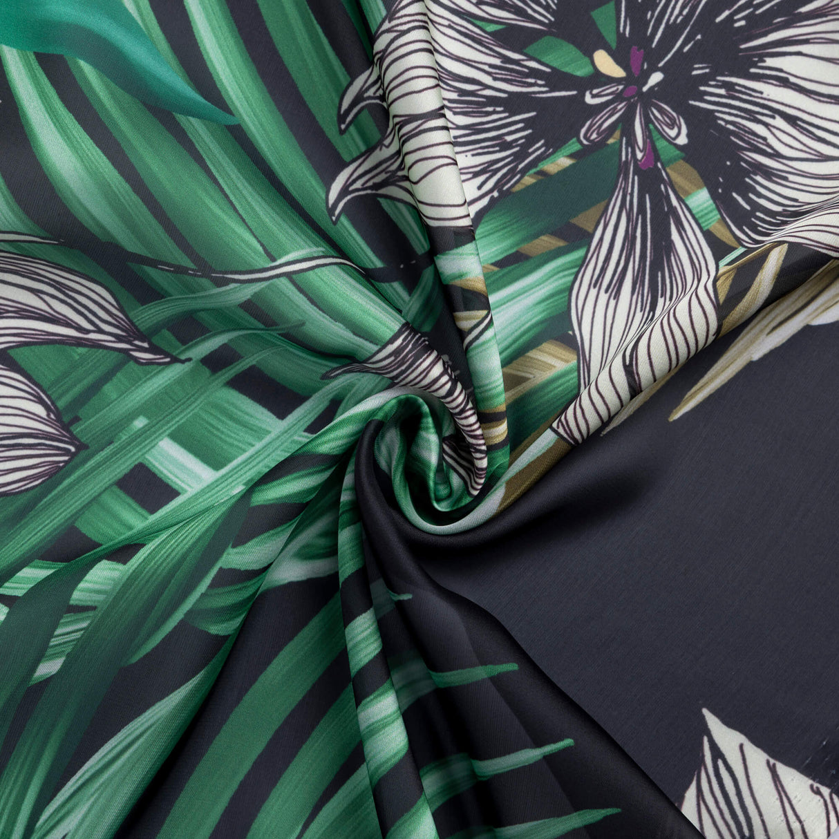 Satin léger – Jungle nocturne