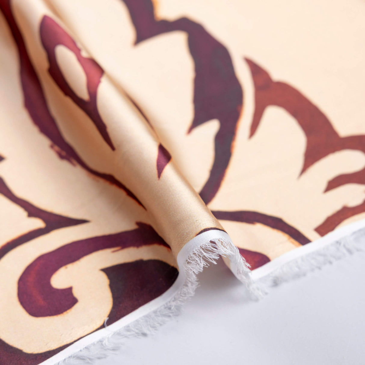 Satin – Jungle chic