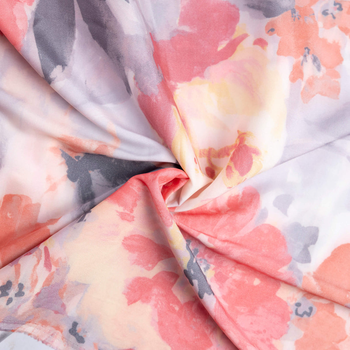 Crêpe imprimé envers satin – Fleurs pastel