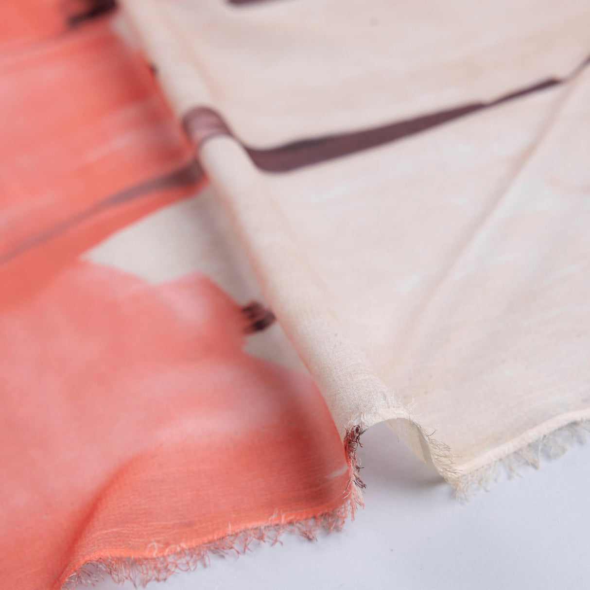 Georgette - Coup de pinceaux corail