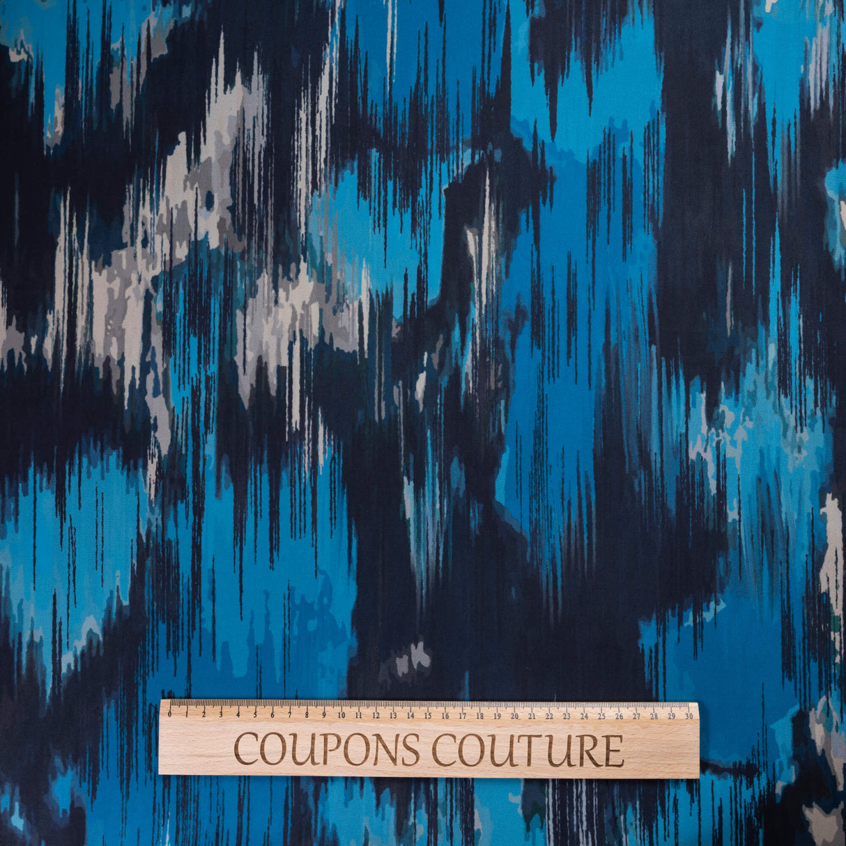 Georgette imprimé - Effet aquarelle bleu nuit