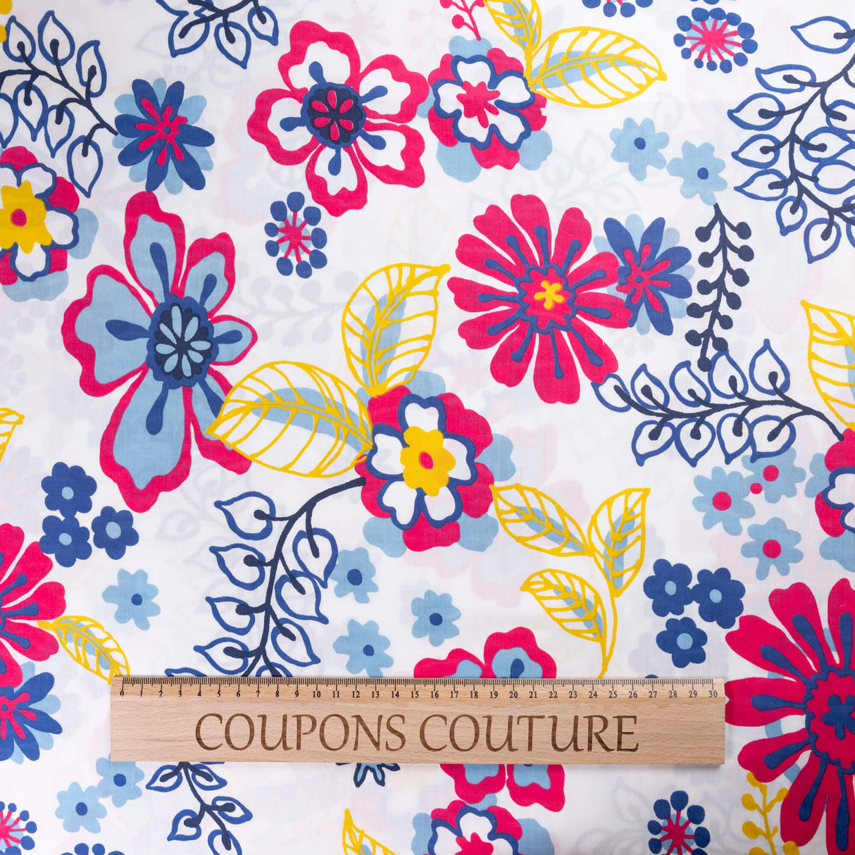 Étoffe 100% viscose - Fleurs bohèmes multicolores