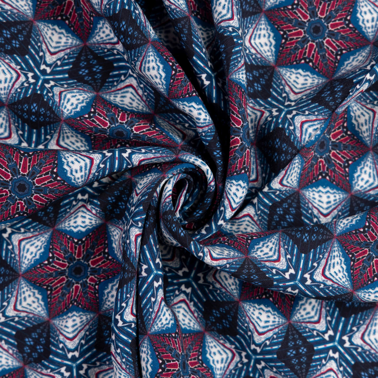 Étoffe 100% viscose - Rosaces géométriques bleu & bordeaux