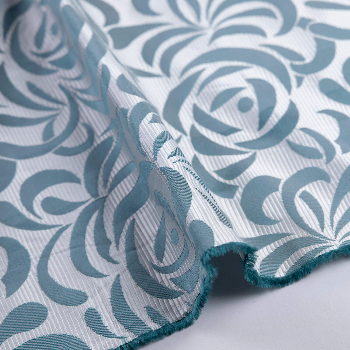 Jacquard ottoman - Fleurs bleu céladon