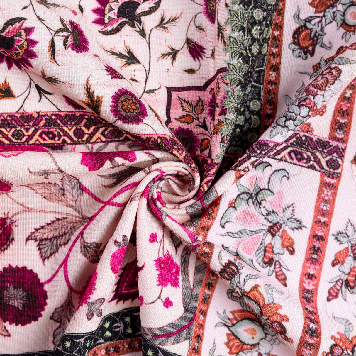 Punto di Roma - Motif cachemire et fleurs rose poudré