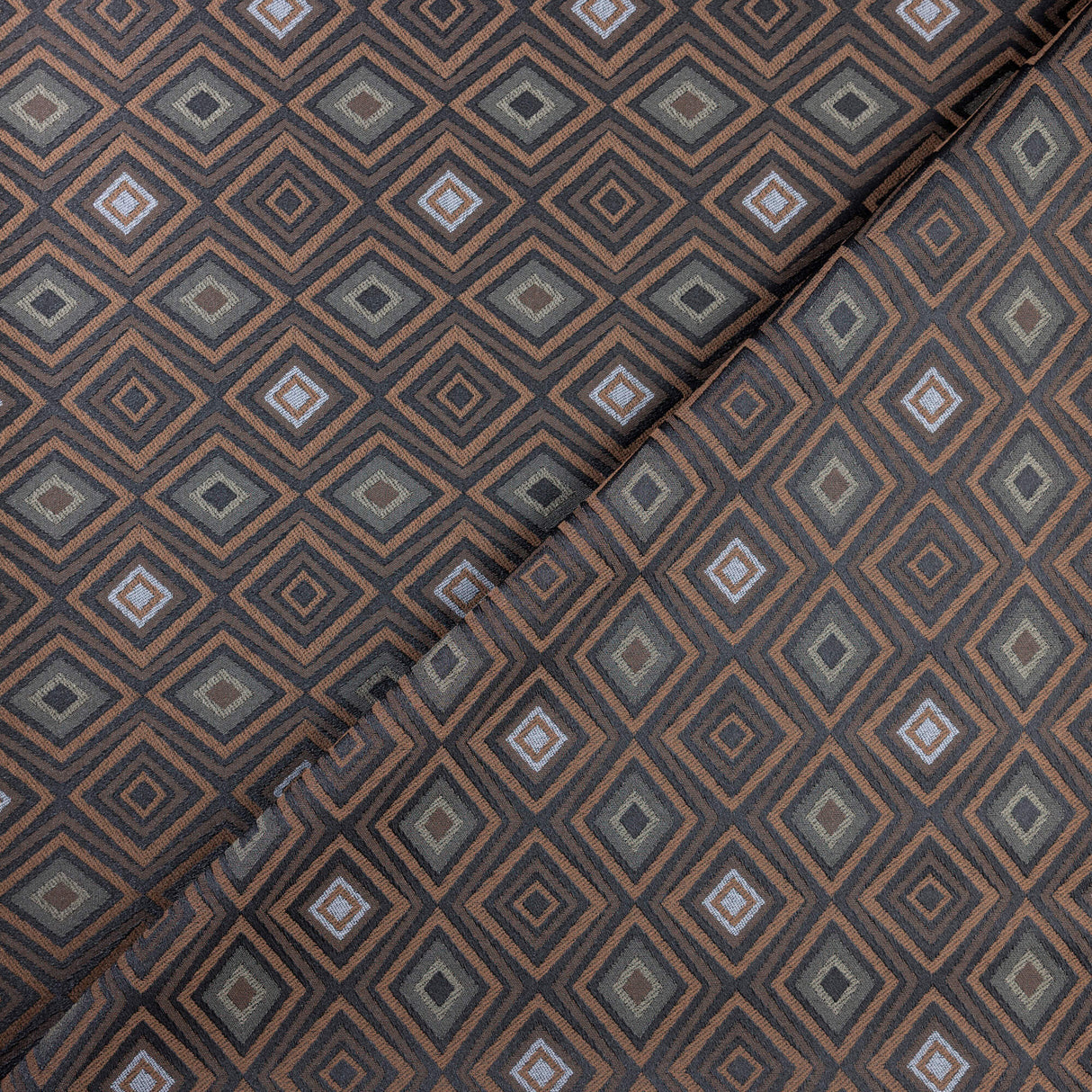 Jacquard - Losanges camel et kaki fond anthracite