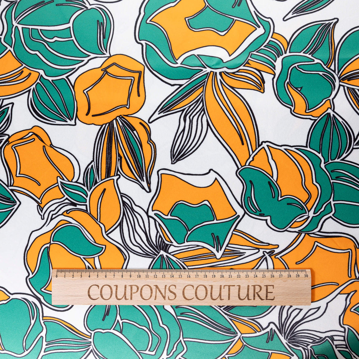 Satin lourd - Fleurs orange et vertes fond blanc