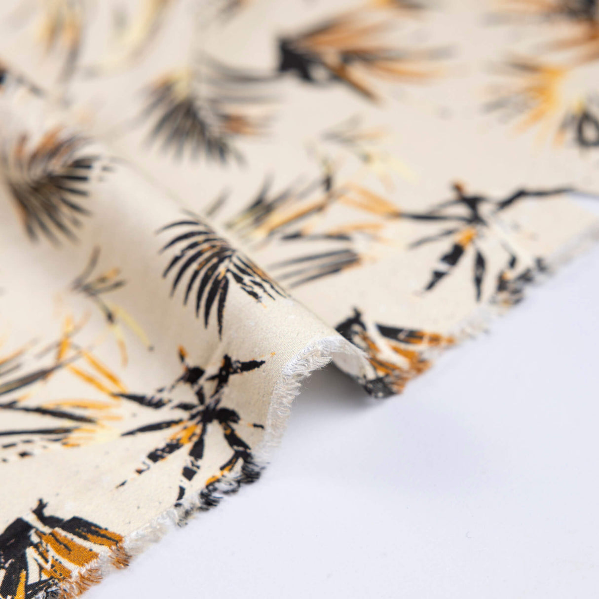Étoffe 100% viscose – Feuille de palmier fond savane