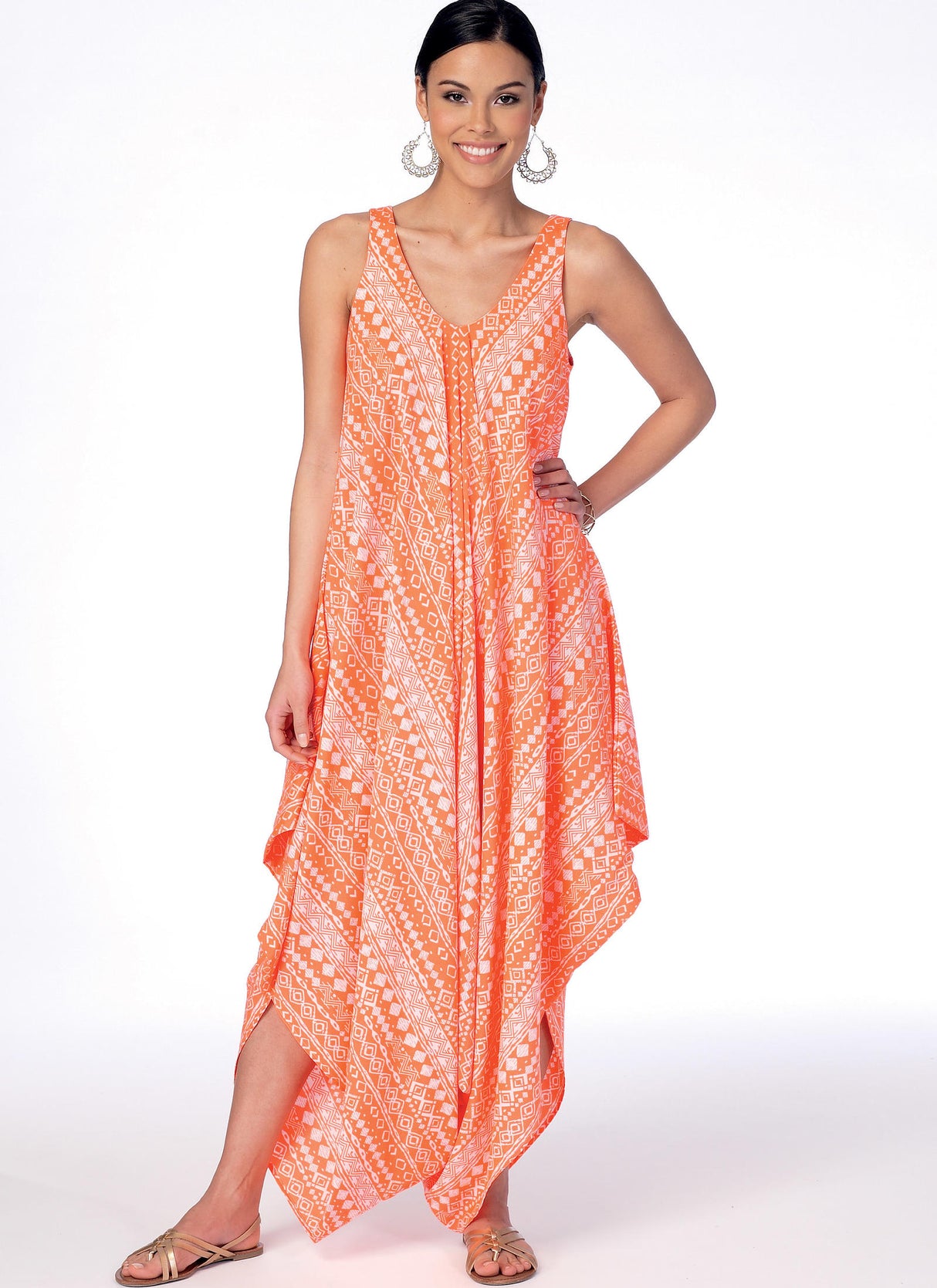 Patron McCall's n°7402 – Robes et combinaisons élégantes pour femme