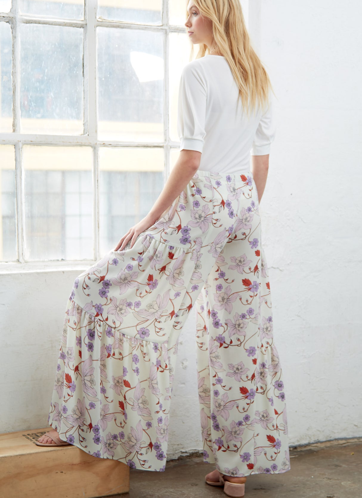 Patron McCall's n°8098 - Pantalon évasé pour femme