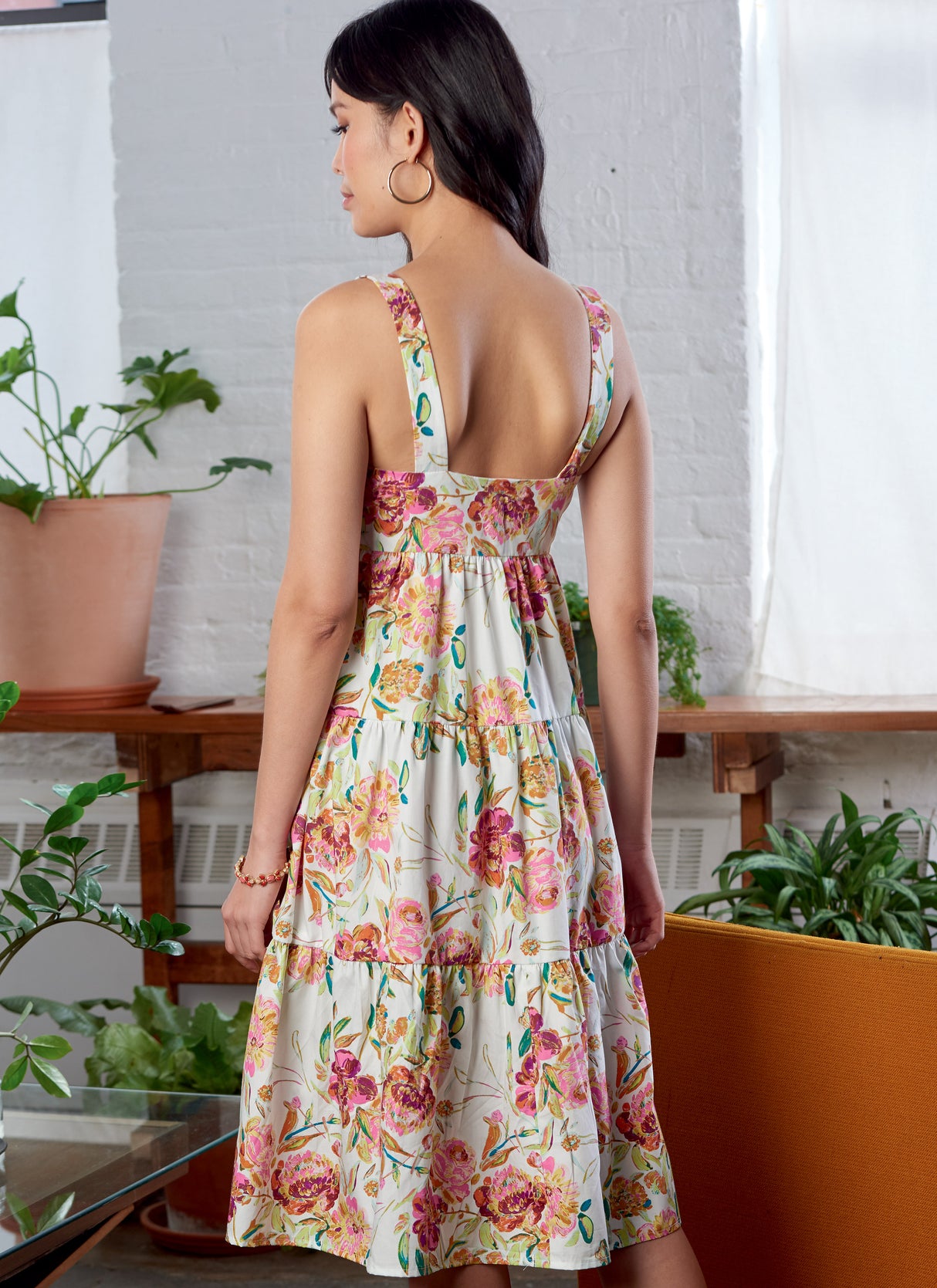 Patron McCall's n°8193 - Robe tablier à volants