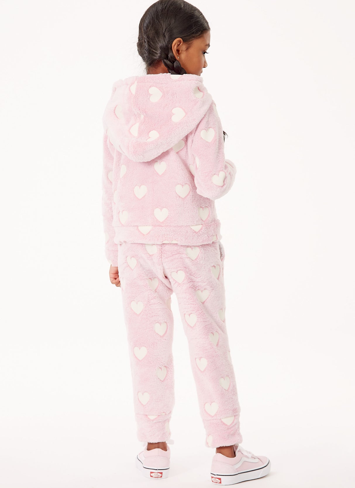 Patron McCall's n°8250 - Ensemble de vêtements de sport pour enfants