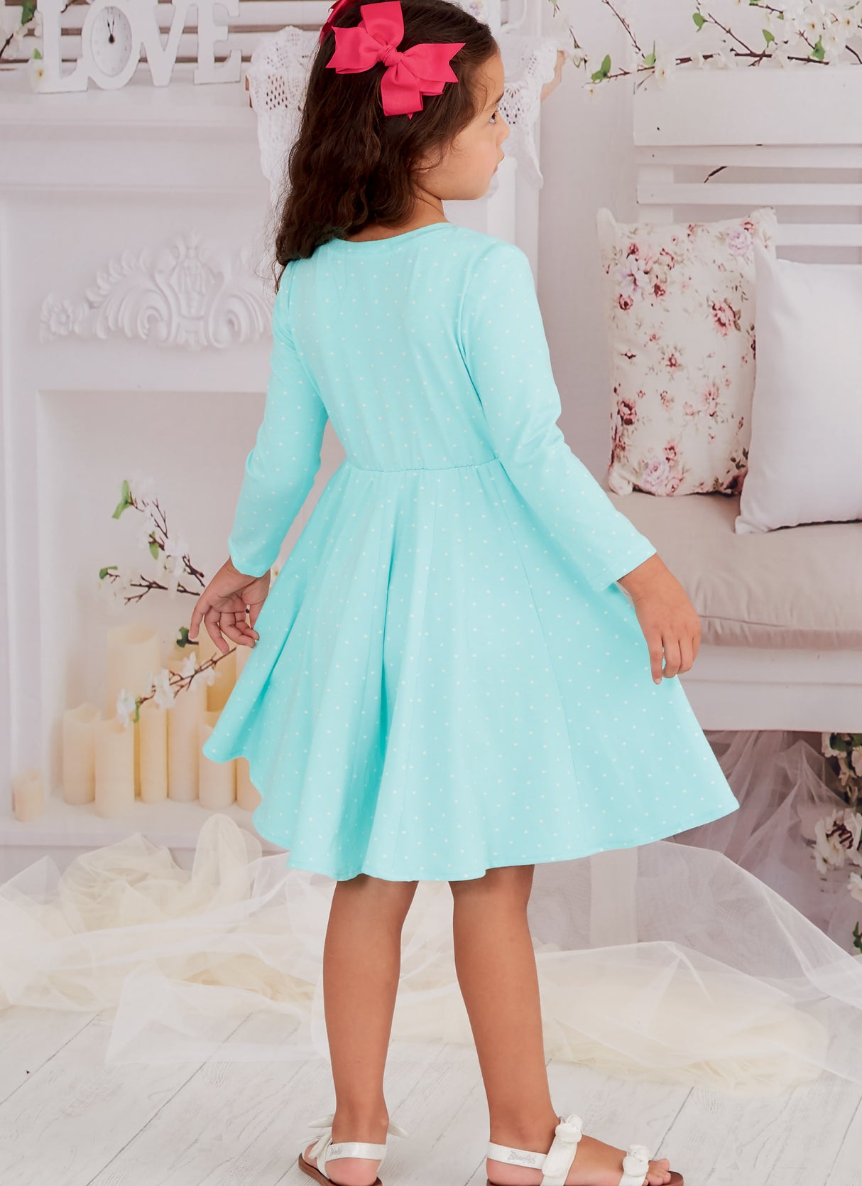 Patron McCall's n°8267 - Robes en maille pour enfants