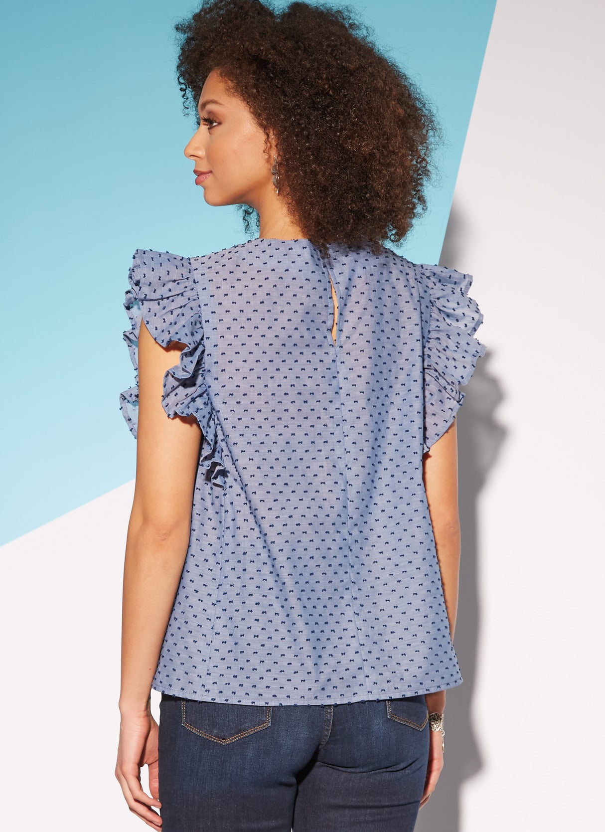Patron McCall's n°8325 - Chemisiers à petits plis pour femmes