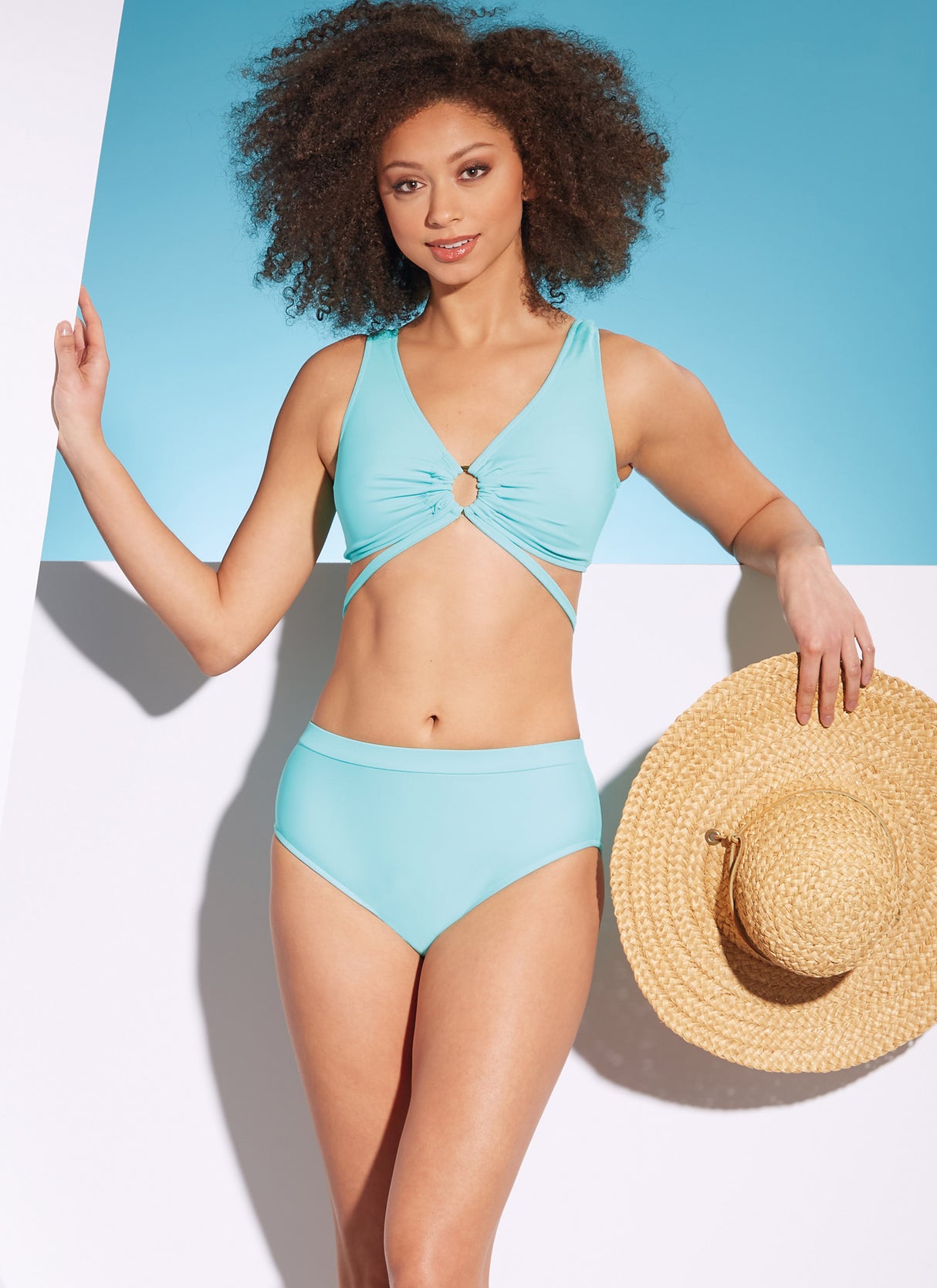 Patron McCall's n°8329 - Maillots de bain élégants et tendance