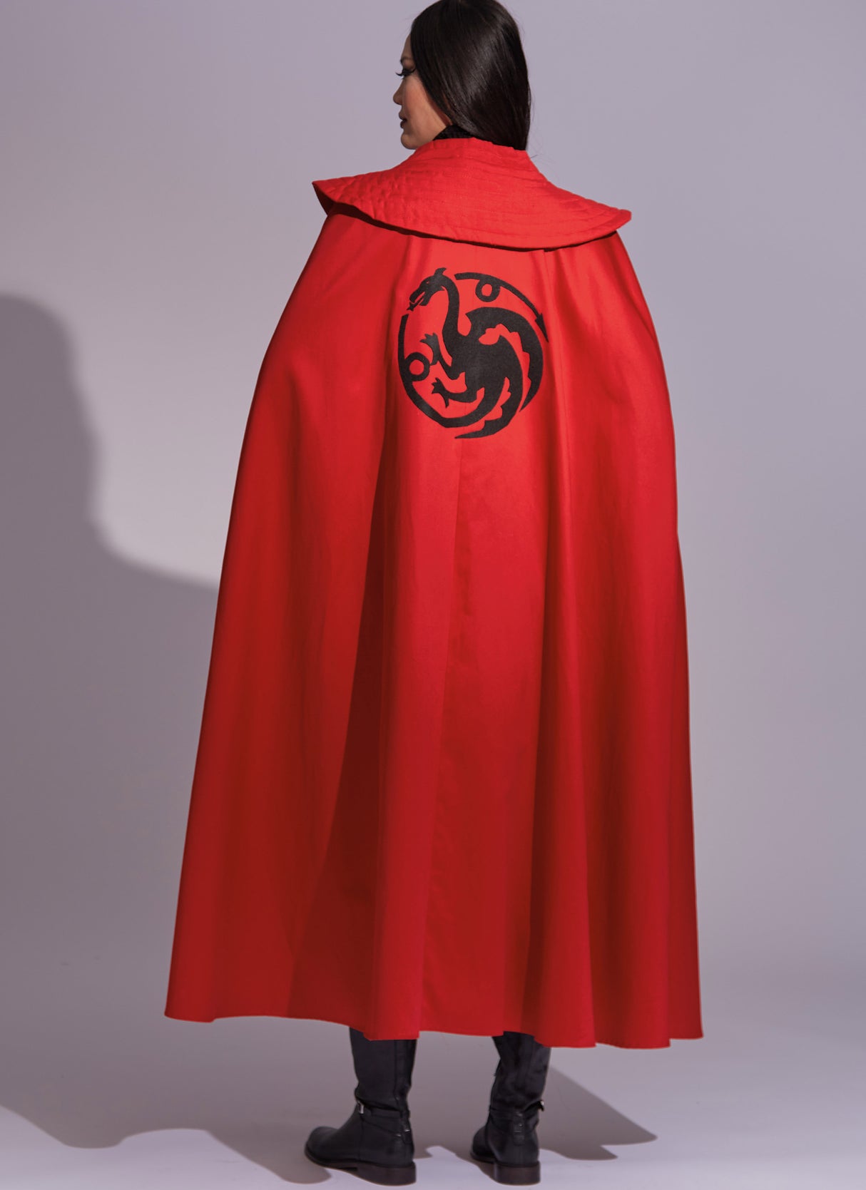 Patron McCall's n°8335 - Capes de déguisement