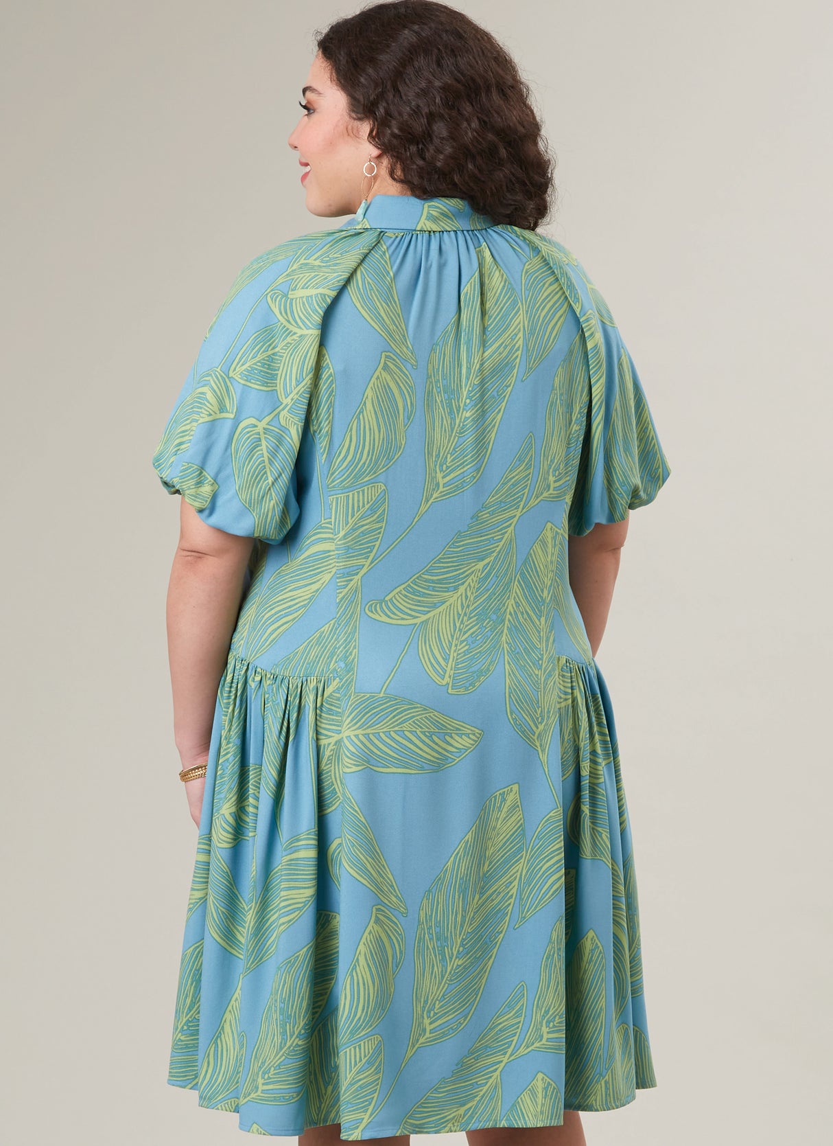 Patron McCall's n°8385 - Robe chemisier à manches bouffantes