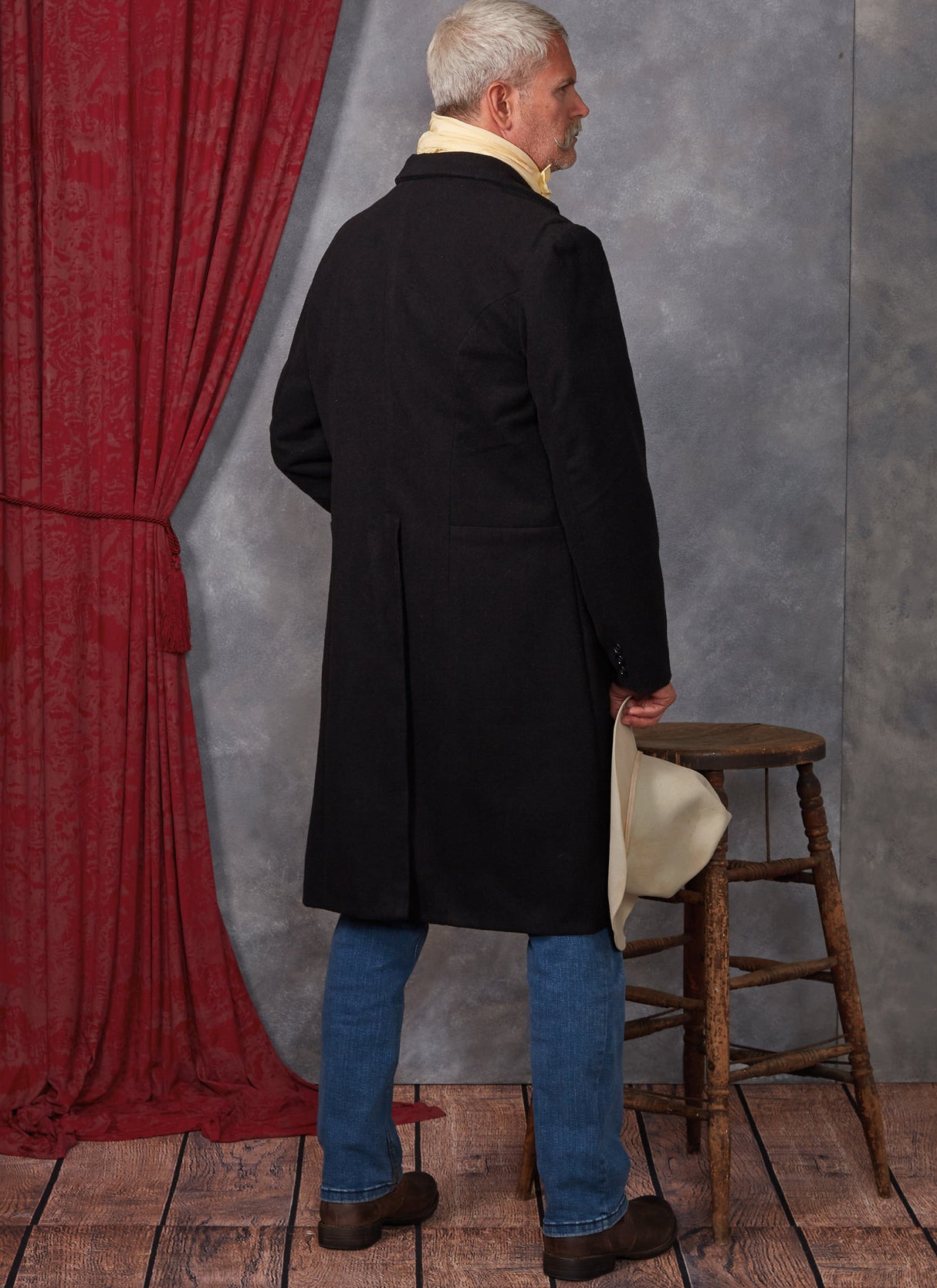 Patron McCall's n°8400 - Costume historique masculin