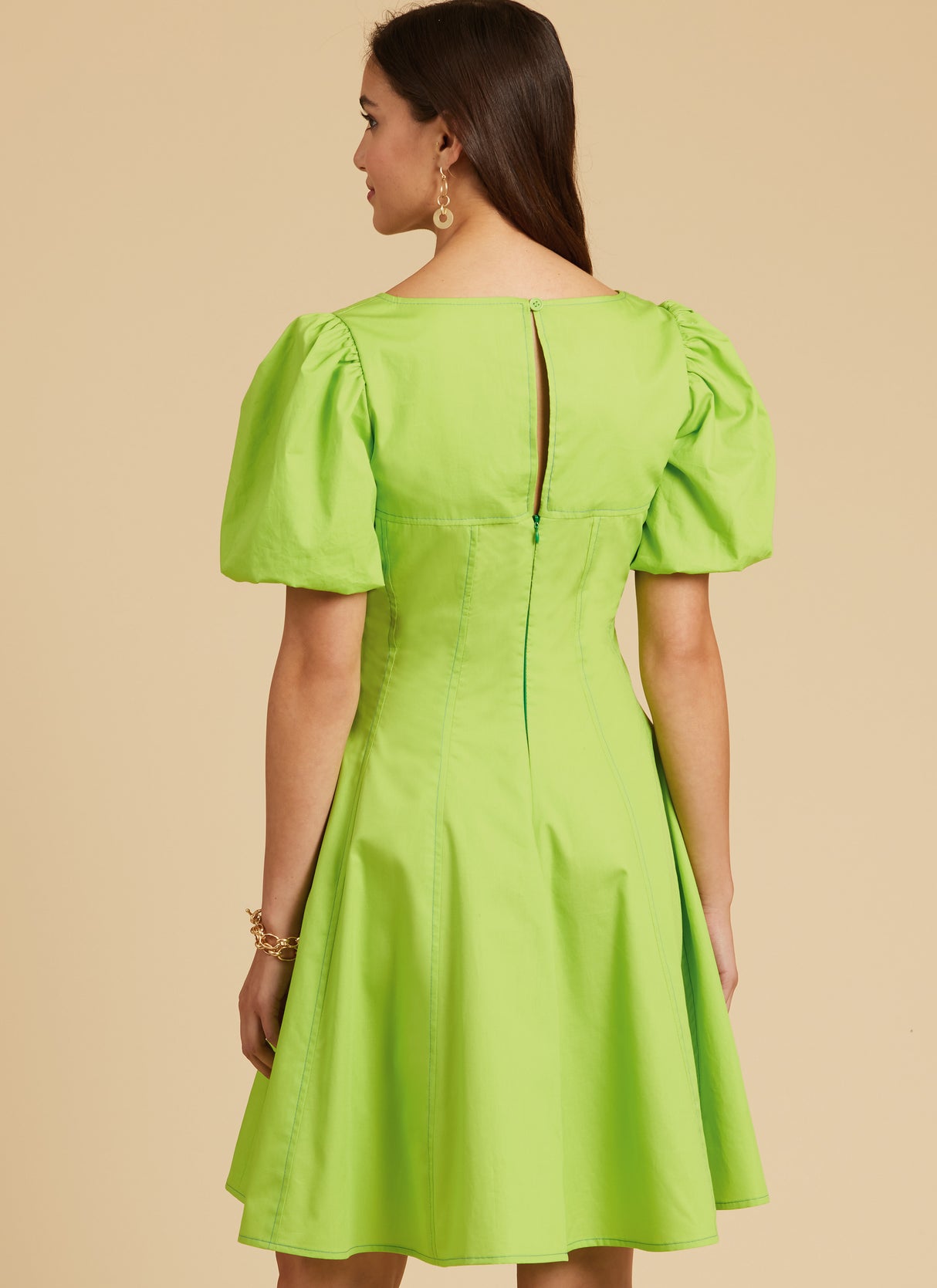 Patron McCall's n°8405 - Robe ajustée et évasée