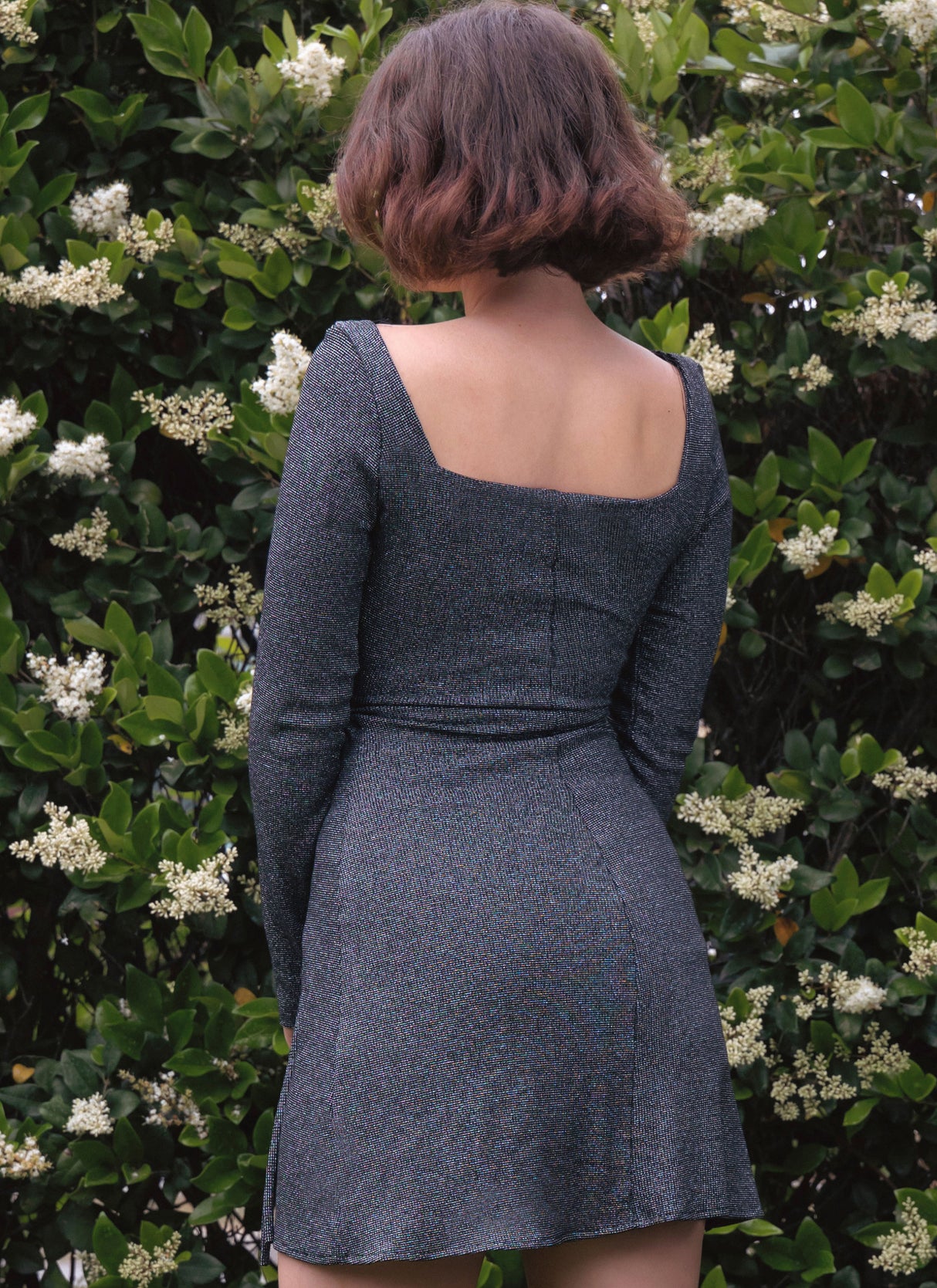 Patron McCall's n°8436 - Robe portefeuille à encolure carrée