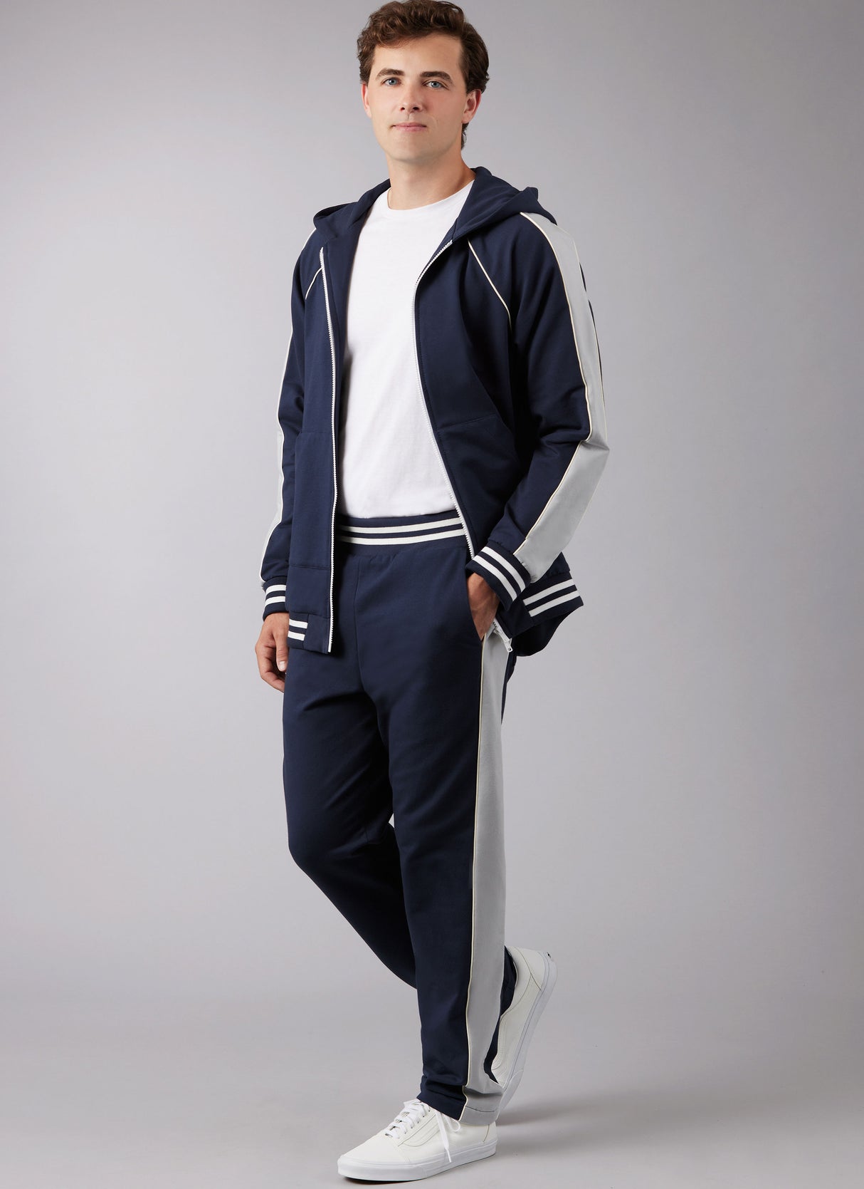 Patron McCall's n°8441 - Veste et pantalon pour homme