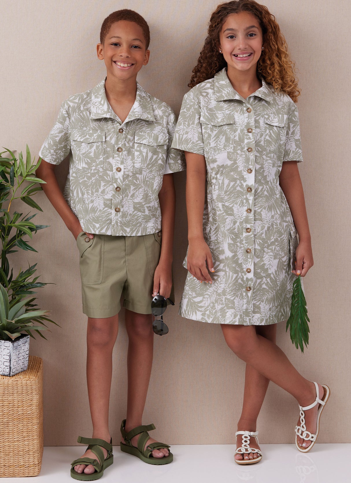 Patron McCall's n°8462 - Ensemble chemise, robe, short et pantalon pour enfants