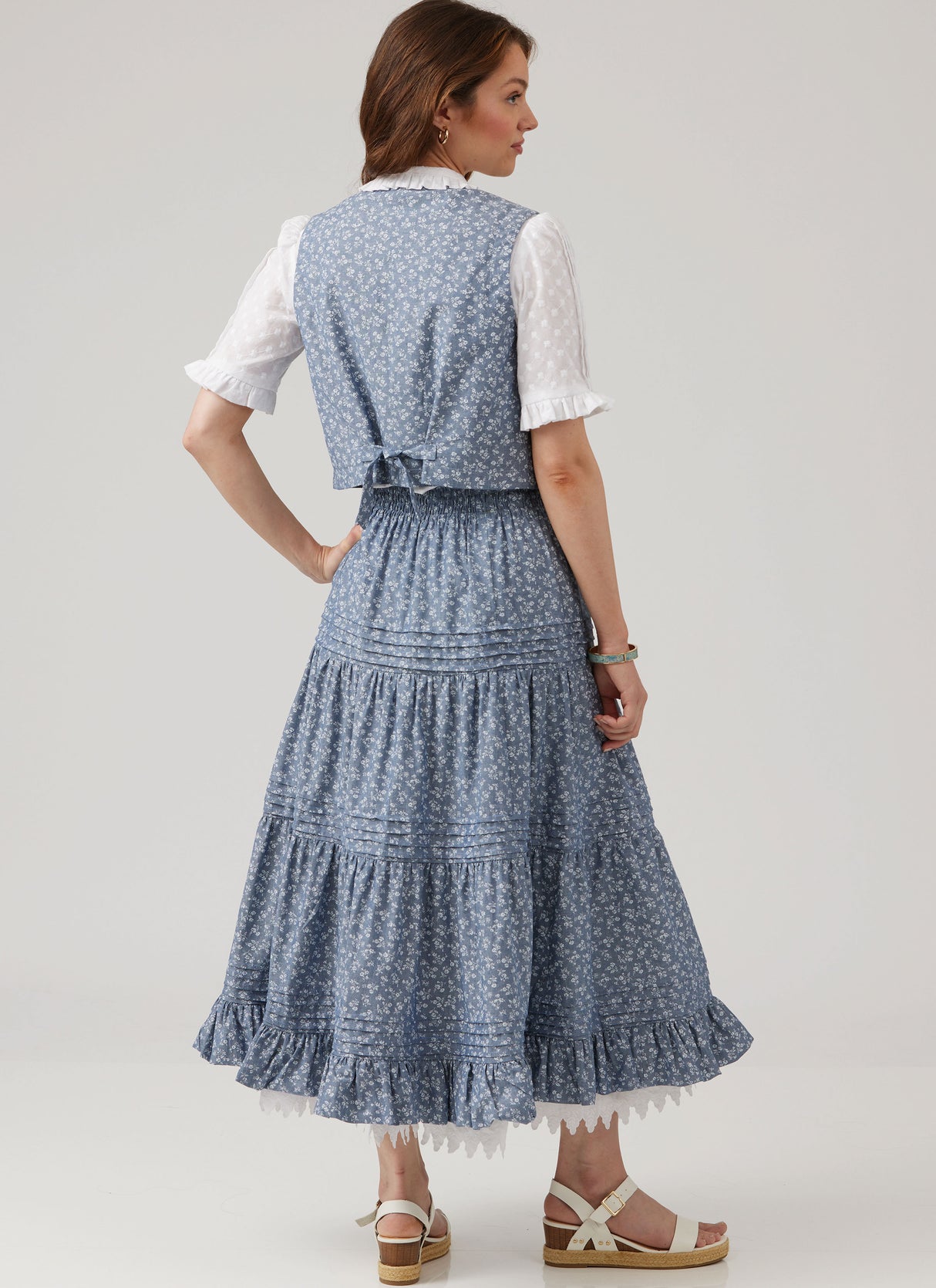 Patron McCall's n°8463 - Chemisier, gilet, jupe et jupon vintage